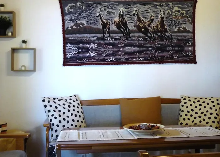 Nakou's House-το σπίτι του νάκου Apartment *