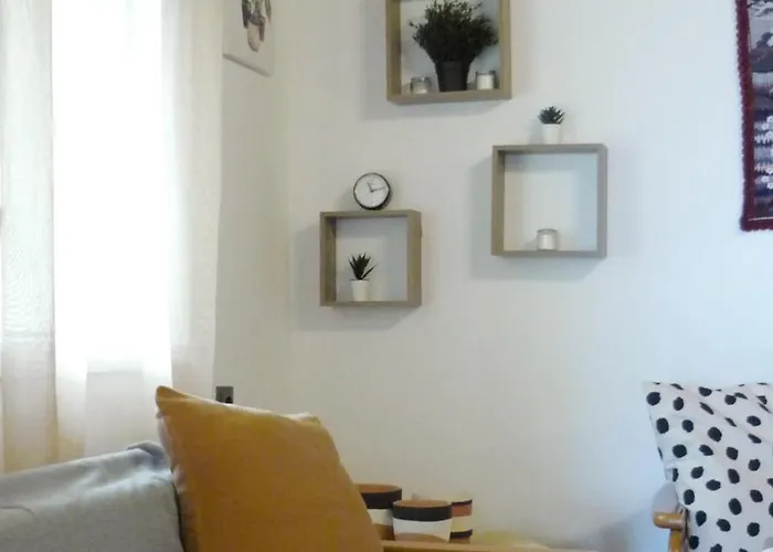 Nakou's House-το σπίτι του νάκου Apartment