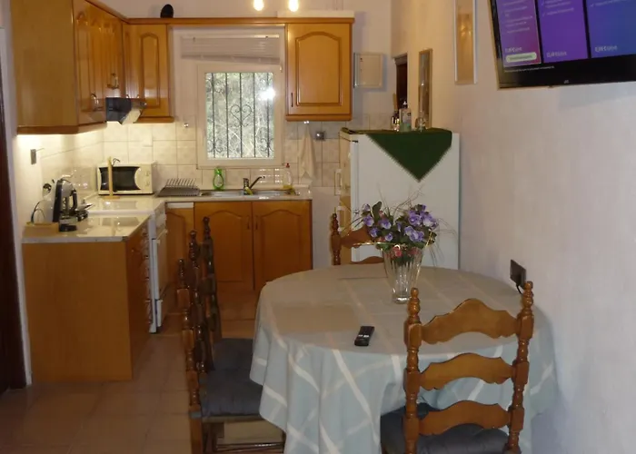 Nakou's House-το σπίτι του νάκου Apartment *